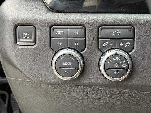 Used 2024 GMC Sierra 1500 Elevation w/ X31 Off-Road Package AWD/4WD image 24