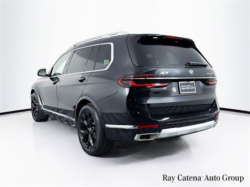 Used 2024 BMW X7 xDrive40i image 5
