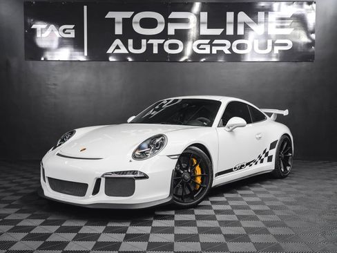 Used 2015 Porsche 911 GT3 RWD image 1