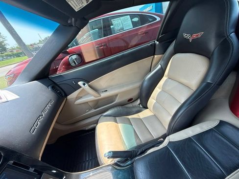 Used 2008 Chevrolet Corvette Convertible w/ Preferred Equipment Group RWD image 15