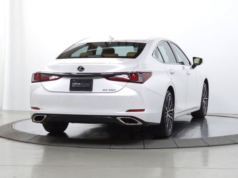 Used 2025 Lexus ES 350 w/ Premium Package FWD image 10