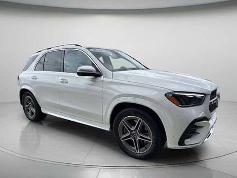 Certified 2026 Mercedes-Benz GLE 450 4MATIC image 6