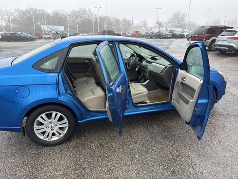 Used 2011 Ford Focus SEL w/ 301A Rapid Spec Order Code image 8