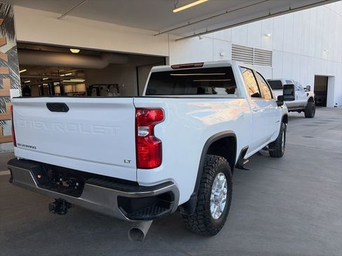 Used 2024 Chevrolet Silverado 2500 LT image 4