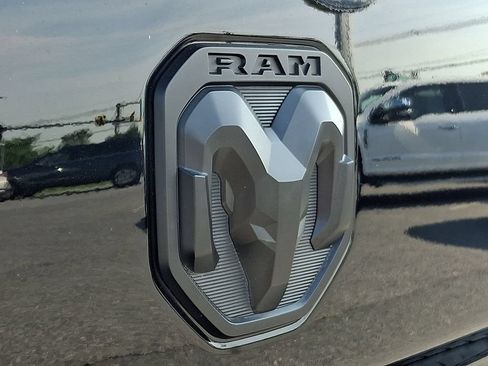 Used 2024 RAM 3500 Limited w/ Night Edition AWD/4WD image 32