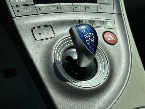 Used 2013 Toyota Prius Four FWD image 23