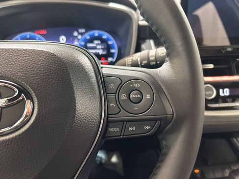 Used 2026 Toyota Corolla Cross XLE w/ Convenience Package image 24