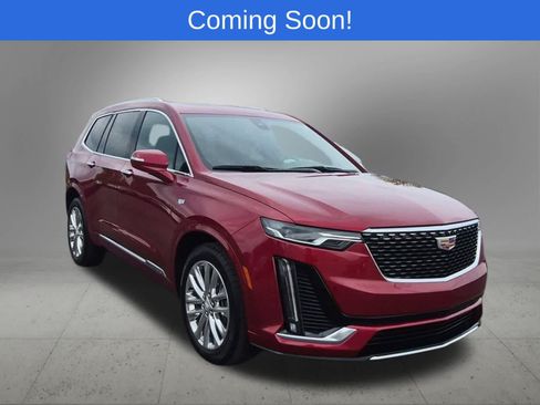Used 2024 Cadillac XT6 Premium Luxury w/ LPO, Floor Liner Package AWD/4WD image 8