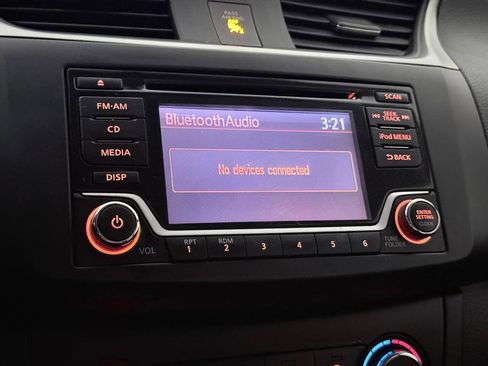 Used 2018 Nissan Sentra S image 31