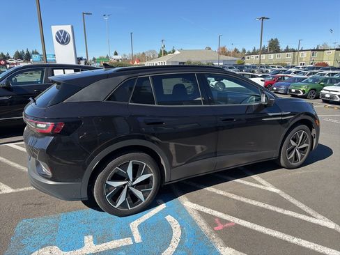 Used 2023 Volkswagen ID.4 Pro S image 4