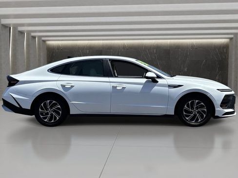 Used 2026 Hyundai Sonata Blue FWD image 7