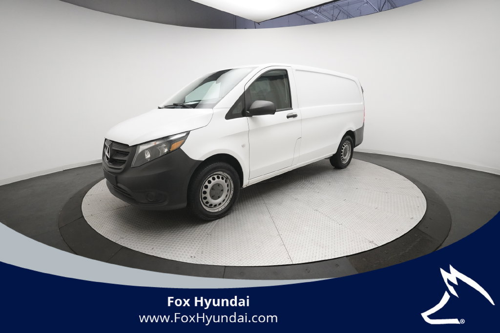 Used 2017 Mercedes-Benz Metris image 1
