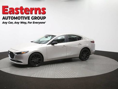 Used 2024 MAZDA MAZDA3 s FWD image 57