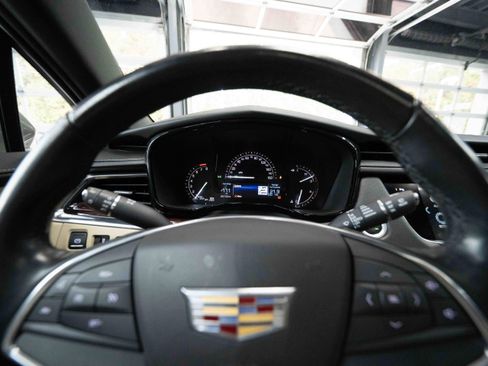 Used 2018 Cadillac XT5 Premium Luxury AWD/4WD image 15