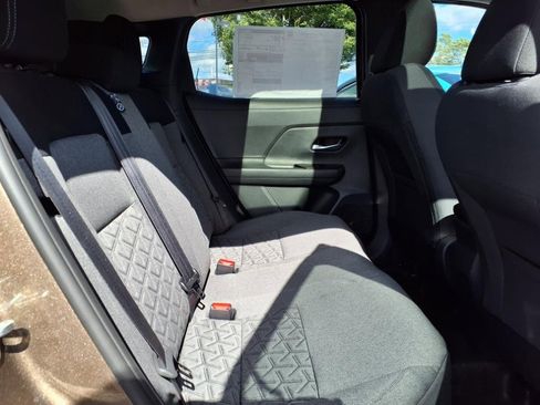 New 2025 Nissan Kicks SV w/ SV Premium Package image 8