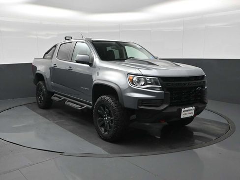 Used 2021 Chevrolet Colorado ZR2 w/ ZR2 Dusk Special Edition image 2