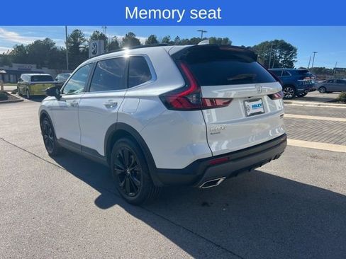 Used 2025 Honda CR-V Sport Touring image 8