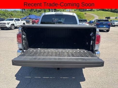 Used 2023 Toyota Tacoma TRD Off-Road AWD/4WD image 16