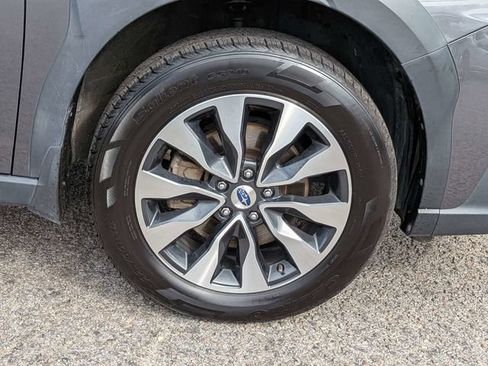 Used 2023 Subaru Outback Limited AWD/4WD image 11