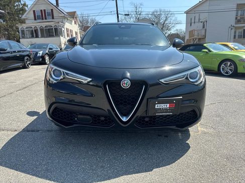 Used 2020 Alfa Romeo Stelvio Sport w/ Quick Order Package 22J Sport AWD/4WD image 4