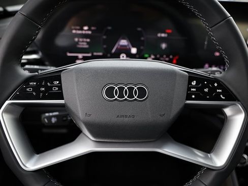 New 2025 Audi Q5 2.0T Premium Plus image 31