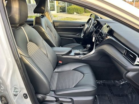 Certified 2022 Toyota Camry SE image 14