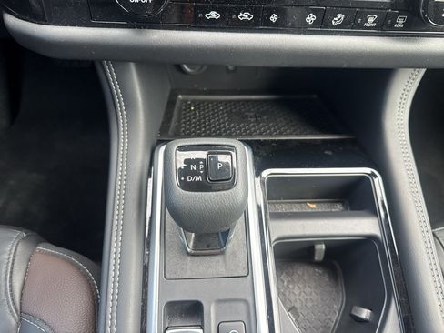 Used 2025 Nissan Pathfinder Platinum w/ Cargo Package FWD image 14