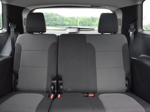 Used 2020 Chevrolet Traverse LS FWD image 16