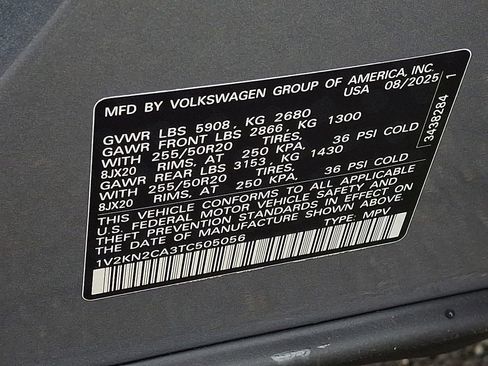 New 2026 Volkswagen Atlas SE image 18