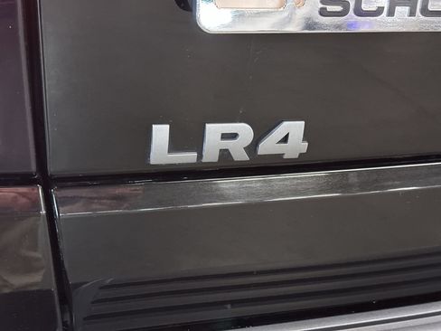 Used 2016 Land Rover LR4 AWD/4WD image 24