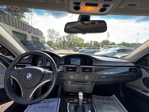 Used 2013 BMW 328i xDrive Coupe AWD/4WD image 15