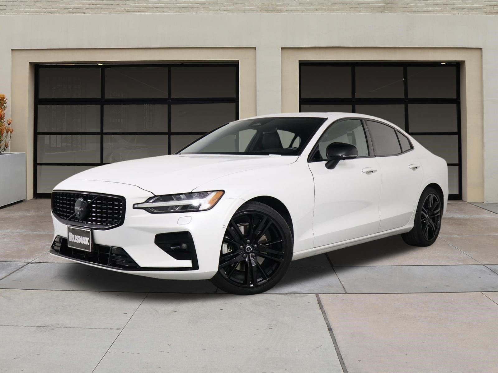 Certified 2023 Volvo S60 B5 Plus w/ Climate Package FWD image 3
