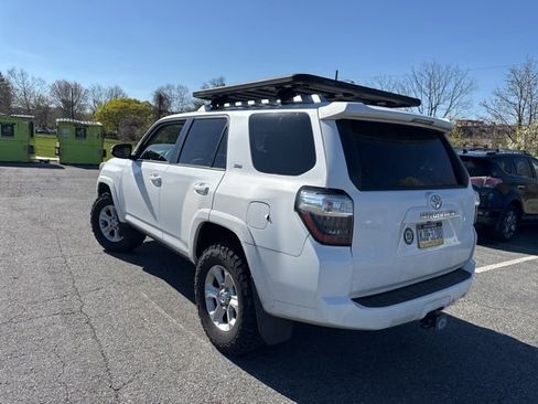 Used 2014 Toyota 4Runner SR5 Premium image 5