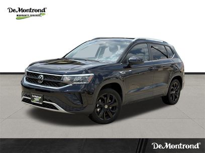 Certified 2023 Volkswagen Taos SE w/ Black Wheel Package