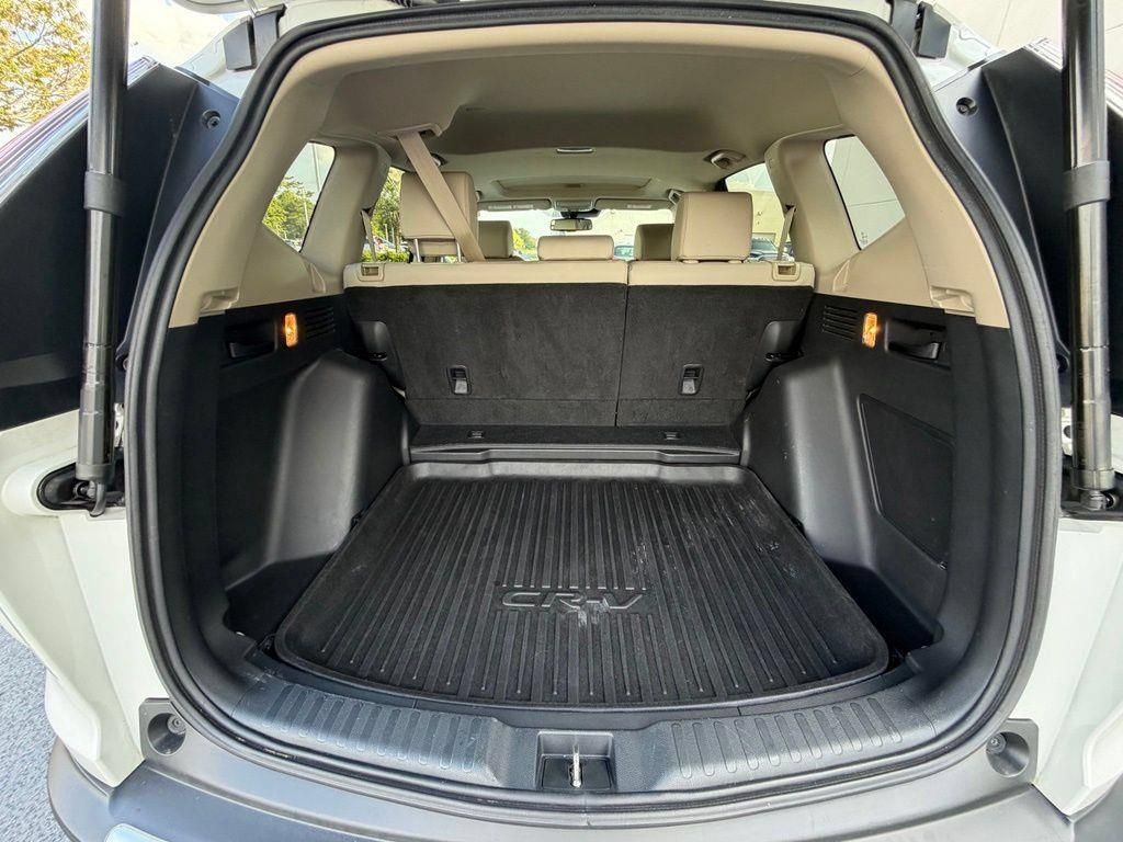Used 2019 Honda CR-V Touring image 17