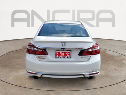 Used 2016 Honda Accord Sport image 9