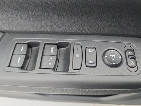 Used 2024 Honda CR-V EX image 27