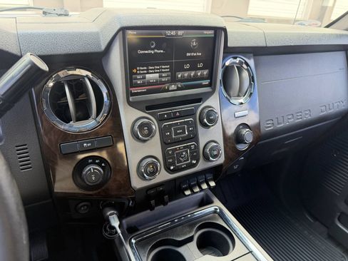 Used 2015 Ford F250 Platinum AWD/4WD image 15
