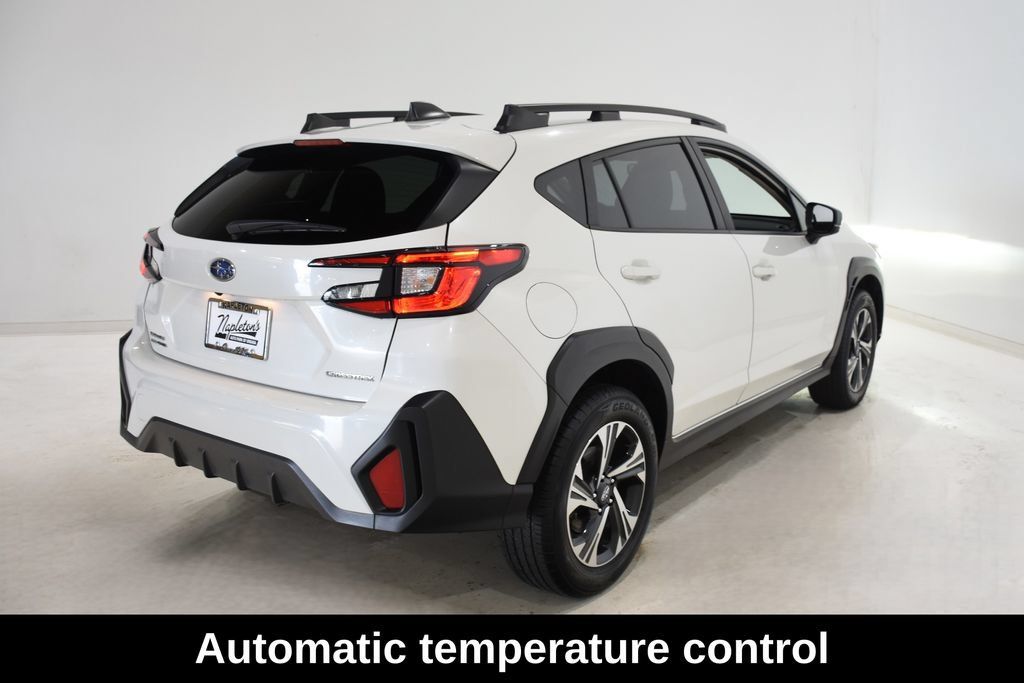 Used 2025 Subaru Crosstrek 2.5i Premium AWD/4WD image 4