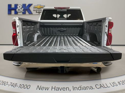 New 2026 Chevrolet Silverado 2500 LT image 9