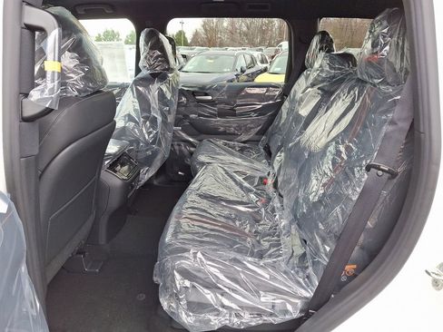 New 2025 Nissan Armada PRO-4X w/ Pro-4X Premium Package image 7