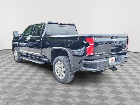New 2025 Chevrolet Silverado 2500 High Country w/ Technology Package image 7