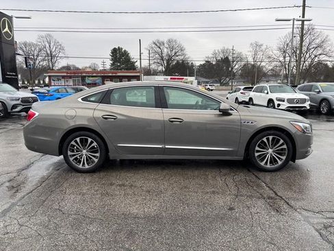 Used 2017 Buick LaCrosse Premium image 5
