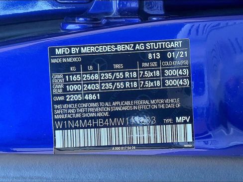 Used 2021 Mercedes-Benz GLB 250 4MATIC image 34