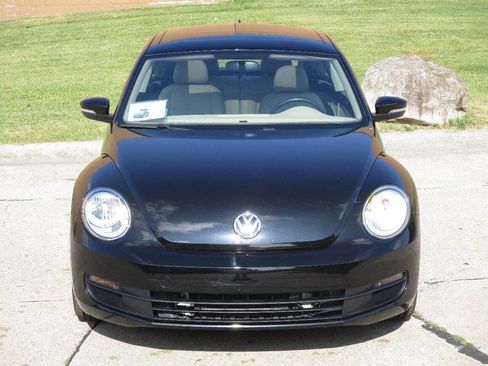 Used 2015 Volkswagen Beetle 1.8T FWD image 67