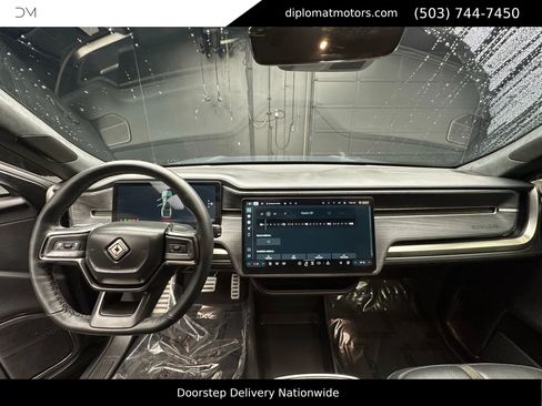 Used 2023 Rivian R1T Adventure image 20