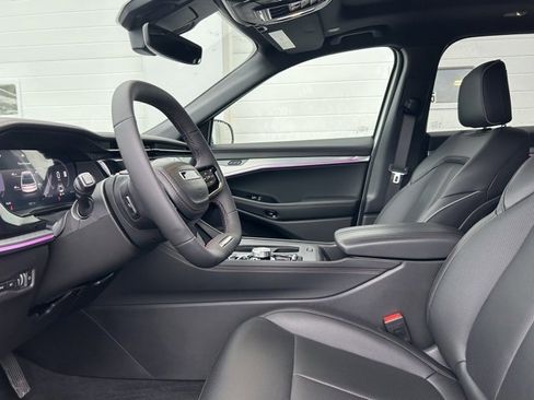 Used 2025 Jeep Wagoneer S Limited image 8