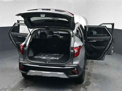 New 2026 Kia Seltos S image 18