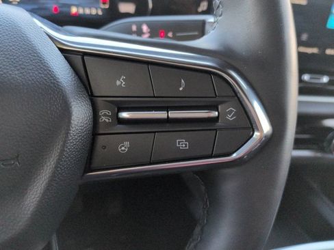 Used 2025 Chevrolet Equinox LT w/ Safety and Technology Package FWD image 24