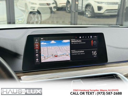 Used 2020 BMW 540i xDrive w/ M Sport Package image 40